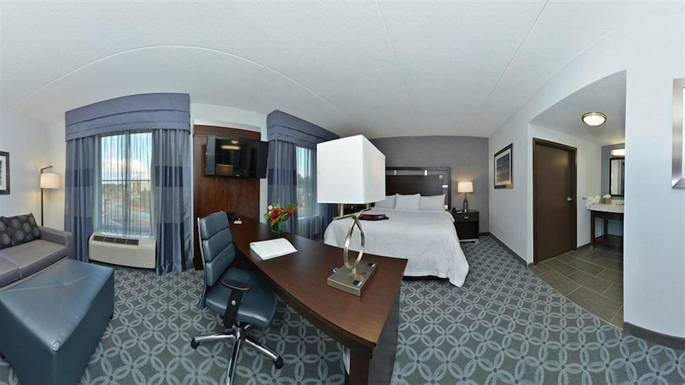 Hampton Inn & Suites Columbia/Southeast-Fort Jackson Экстерьер фото