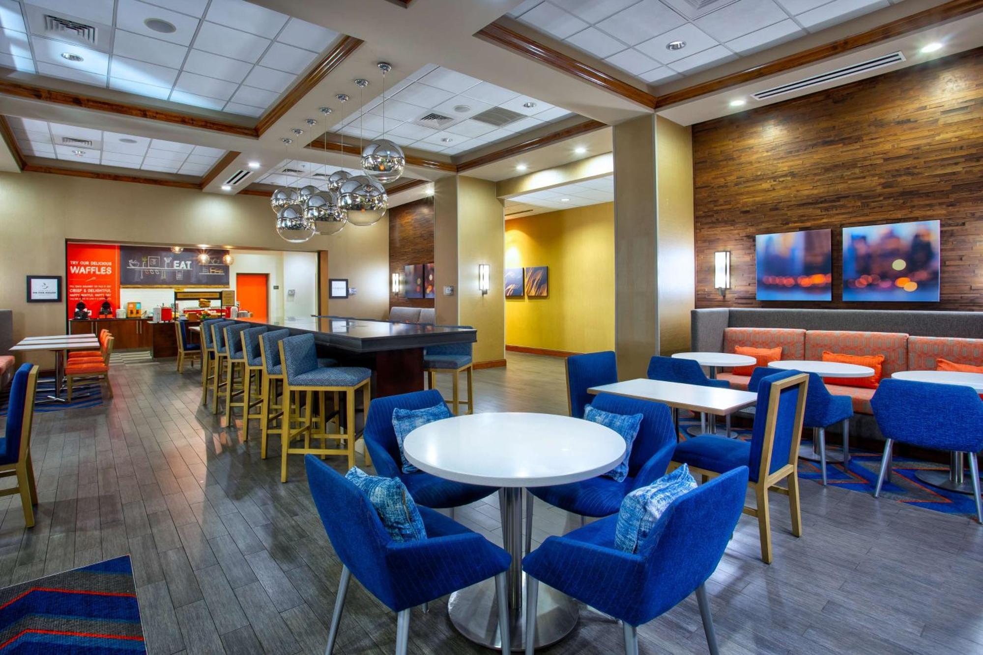 Hampton Inn & Suites Columbia/Southeast-Fort Jackson Экстерьер фото