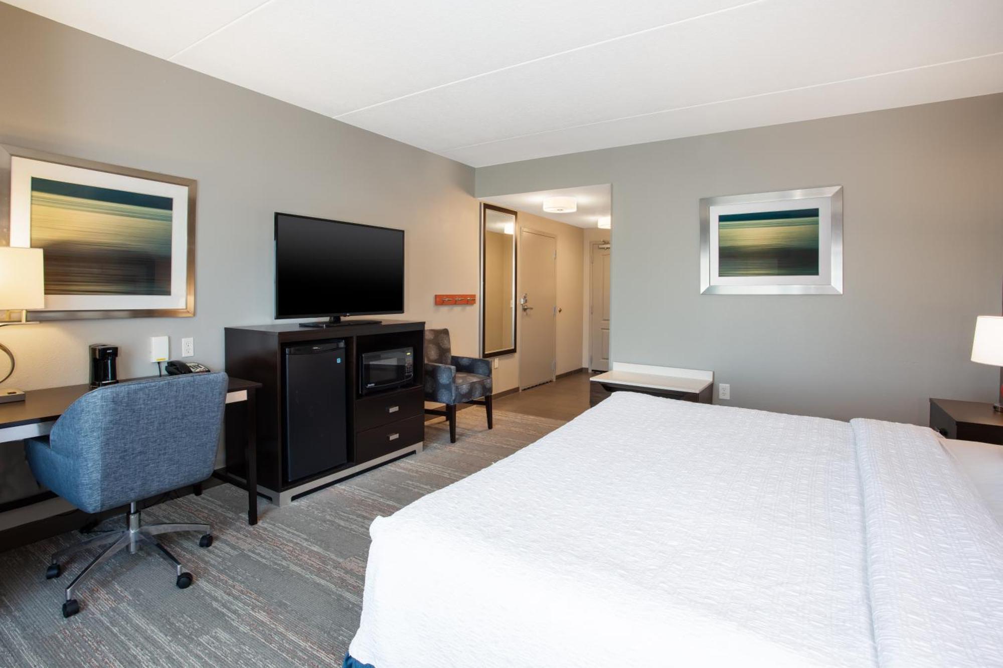 Hampton Inn & Suites Columbia/Southeast-Fort Jackson Экстерьер фото